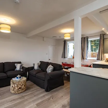 Shorelands Holiday home *